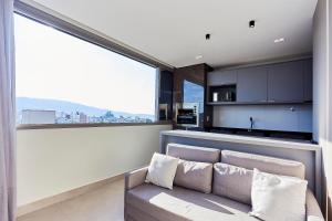 1142 Elegance Flat Praia de Bombas Piscina