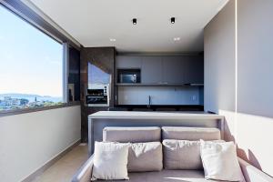 1142 Elegance Flat Praia de Bombas Piscina