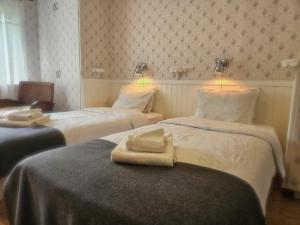 Edens Garden Cottages