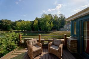 The Boathouse - Salcombe - Spring Time Tiny Home
