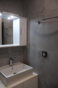 Athenean Porto Piraeus Suites -A1