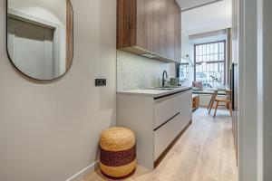 Domillion Studio Modern Old Town Retreat So1c