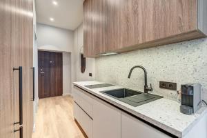 Domillion Studio Modern Old Town Retreat So1c