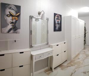 Varna 1bdr Luxurious flat with pool and garden