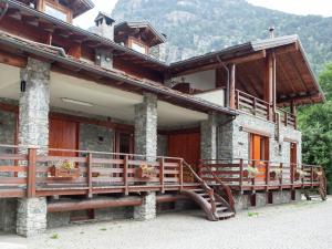Apartment in Antey-Saint-André near Ski Lift
