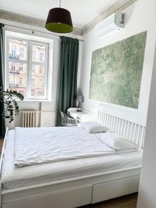 Domillion new Provence 3bdr 2bath w parking P365