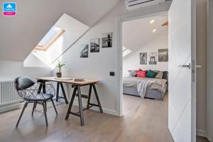 Domillion Pylimo Penthouse duplex apt 15ppl P36D