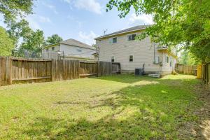 11 Mi to Dtwn Houston Pet-Friendly Home with Yard!