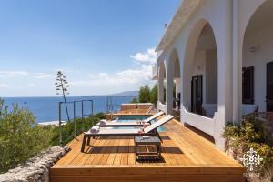 Villa Horama - Waterfront with Infinity Pool