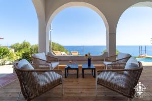 Villa Horama - Waterfront with Infinity Pool