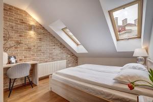 Zemaitijos Versatile 12ppl Triplex