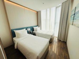 à la carte halong bay hotel