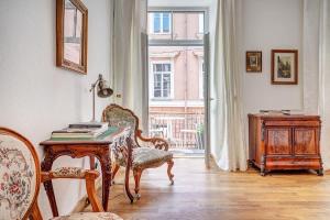 Domillion 2bdr Vilnius str antique apt Vl476