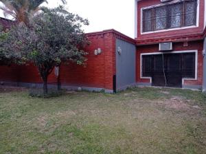 Departamento 2 dorm Zona Fórum Peatonal, a minutos del Estadio, Nodo Tecnológico 5 huéspedes