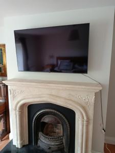 The Feathered Nest Apartment at The Cracked Hen