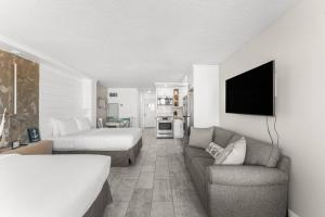 Top of the Gulf 506 Beachfront & Free Beach Chairs