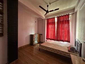 Trayaksh Homestay - Lachit Nagar -3 BHK