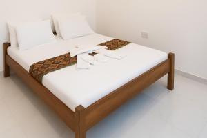 Steps to the Sand- Uroa Beachfront 1BR Escape
