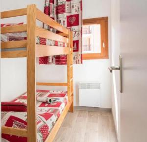 Appartement cosy à Valmeinier avec vue montagne et piscine