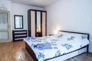 The Lindens Peaceful 1BR with Free Parking and Green Views