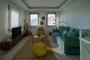 Mesude Hanim "Yaprak Piren"