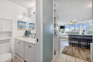 Top Of The Gulf 803 - Luxury Beach View Condo