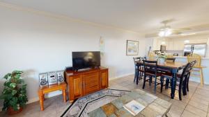 Fort Screven Villas 201 by Tybee Vacation Rentals