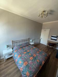 3 bedroom traditional apartment