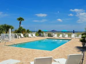 Desoto Beach Club by Tybee Vacation Rentals