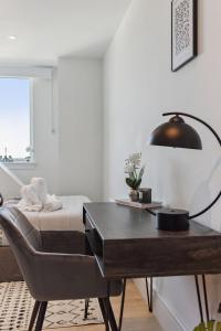 Luxury 3-Bed Apt in Wembley Park UpTo 30 percent OFF