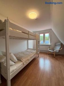 Family Friendly Villa near the Water