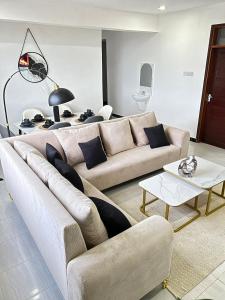 Stylish 3-BR Retreat in Masaki with Gym&Pool