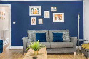 GuestReady - Charming Retreat in Trafford