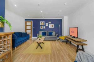 GuestReady - Charming Retreat in Trafford