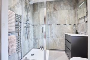 Cross Cottage Above Rubies Luxury, Dog Friendly