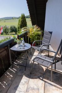 Privatzimmer mit Gemeinschaftsbad - Zur Fliegerbank in der Rhön