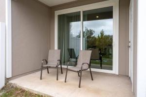 Stylish & Chic 2BR Townhome | Close 2 Bch.