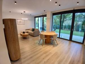 Fenyvesliget Apartmanok IV