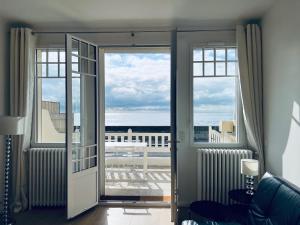 Renovated house with sea view