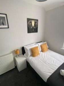 Weldon House- 3 bedroom city house