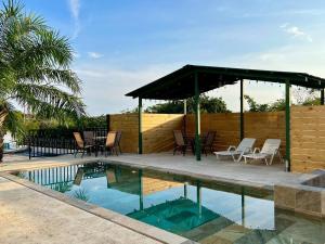 Casa Blanca Manuel Antonio B2, Central, Pool, Gated