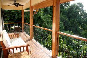 Casa Sophia A Cozy, Treetop, Sea View Gem