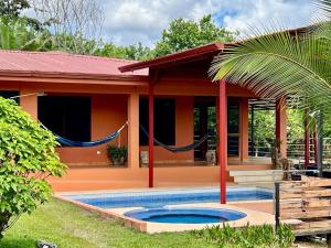 Finca Terra, Private Country Home, Mountain Views and Pool