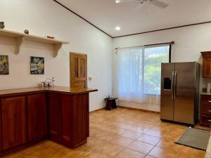 Finca Terra, Private Country Home, Mountain Views and Pool