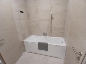 Fenyvesliget Apartmanok V