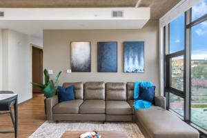 Prime 2BR Stay Five Points and Nightlife 7th