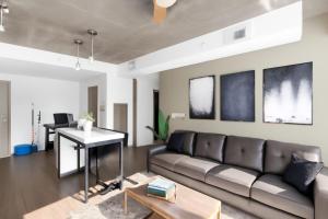 Prime 2BR Stay Five Points and Nightlife 7th