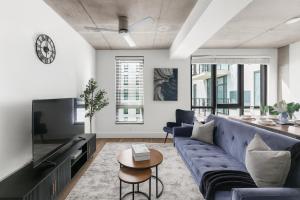 Modern 3BR Condo Five Points South Gem