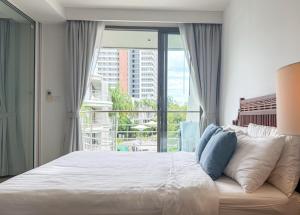 Cozy 2BR - Sea View Condo - Pool and Gym - Sontana