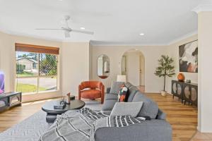 Spacious 4BR Family Home in Capalaba Local Charm